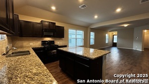 Building Photo - 9826 Marbach Gdn