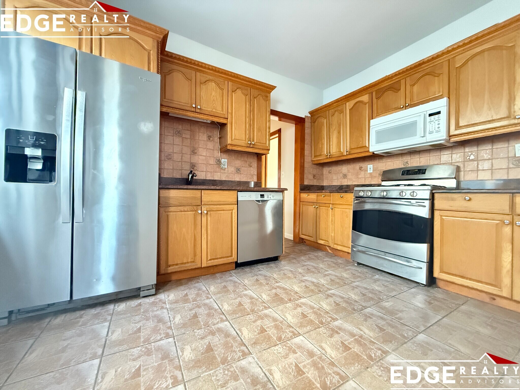 Building Photo - 6 Litchfield St