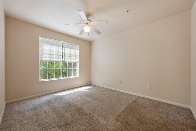 Building Photo - 5125 Palm Springs Blvd