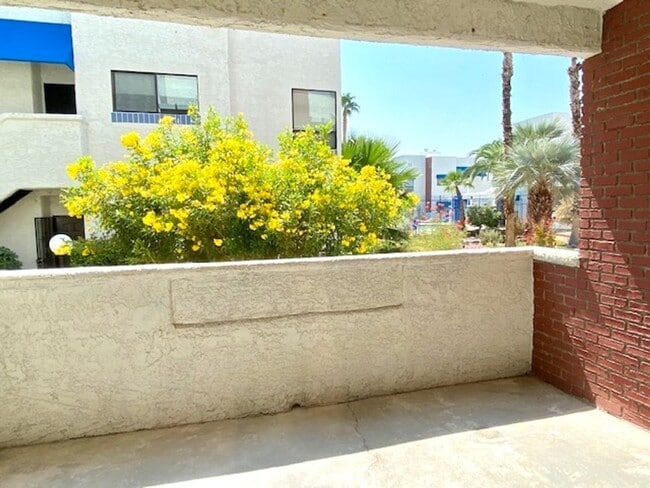 Building Photo - Available For Viewing On October 1, 2025. ...