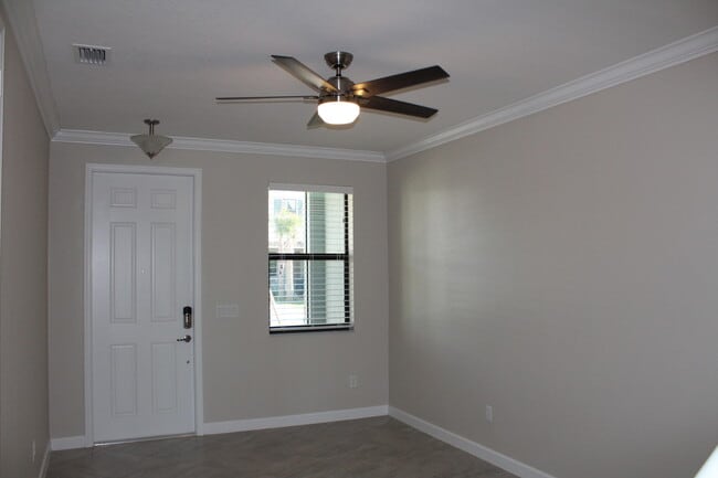 Building Photo - 12951 Anthorne Ln