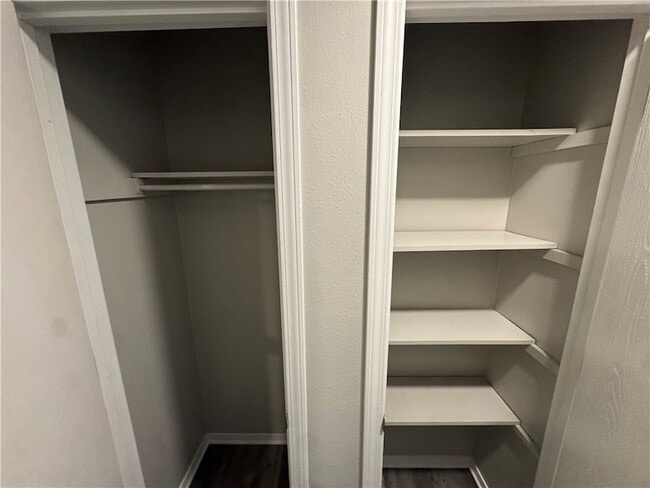 Building Photo - 4420 W Franciscan Trail