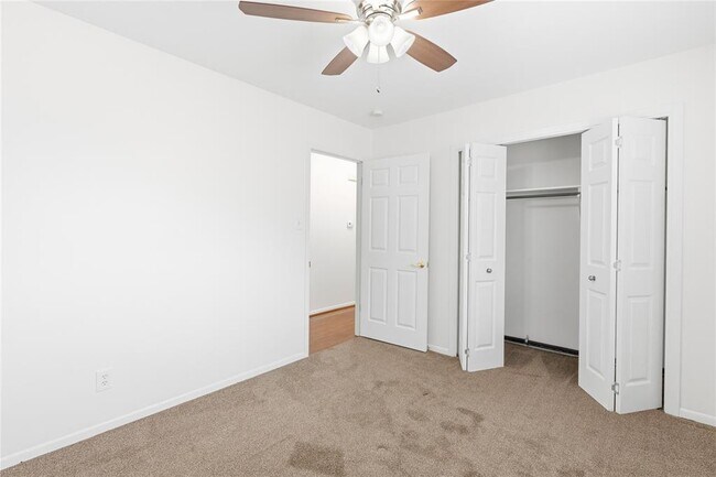 Building Photo - 1613 Sunnyvale St