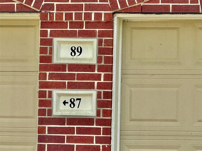 Building Photo - 87 N Avonlea Cir