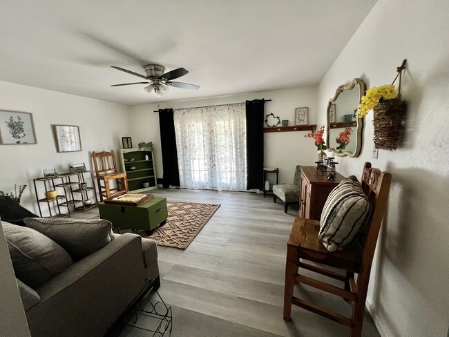 Common area, second living room - 3127 W Tulare Ave