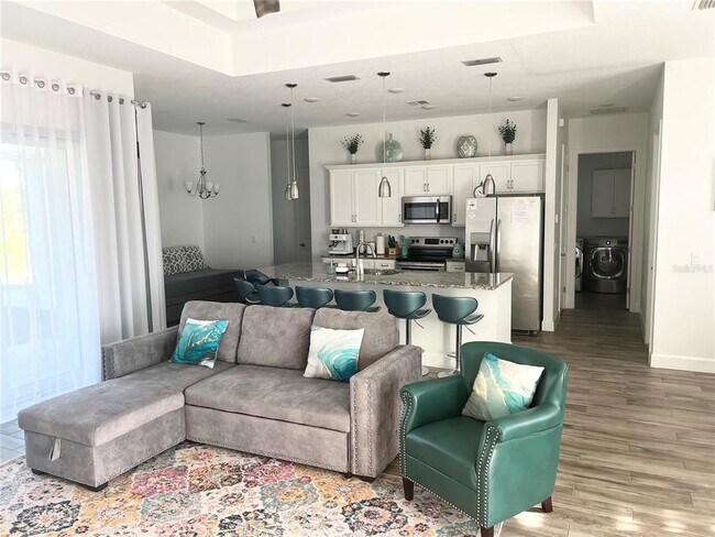 Building Photo - 8224 Leopold Ave