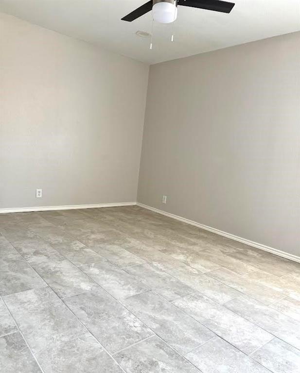 Building Photo - 9 Swallow Ave