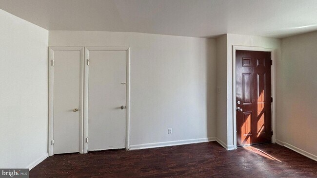 Building Photo - 2122 Granite St