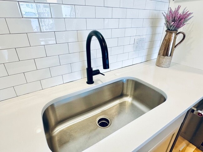 Building Photo - 1788 W 32nd Ave