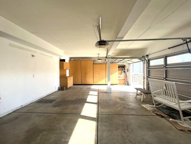 Building Photo - 4130 Prairie Dunes Dr