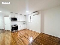 Building Photo - 310 Sumpter St