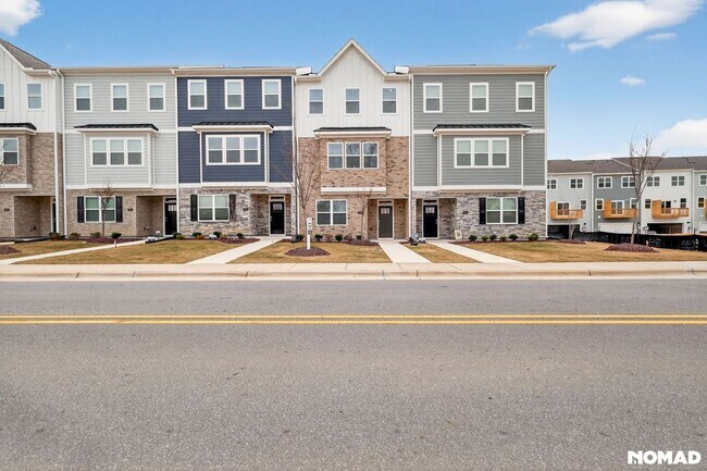 Building Photo - 821 Washington St