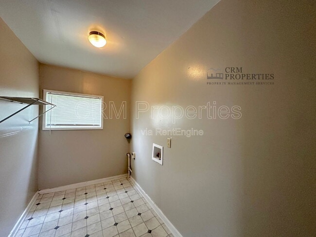 Building Photo - 1519 N Purdum St