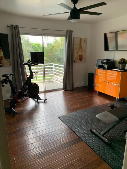 Building Photo - 12766 Jolette Ave