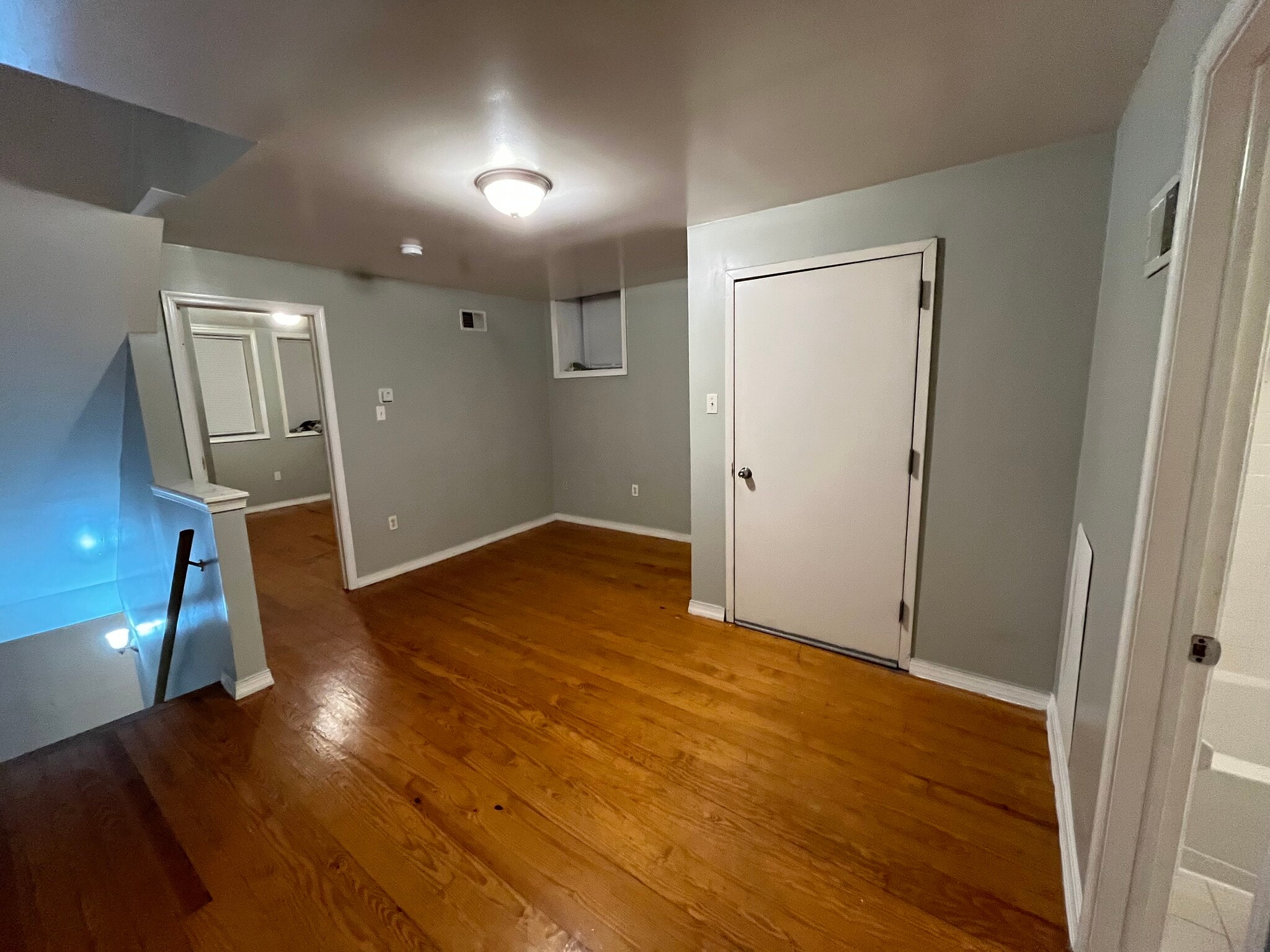 Building Photo - 4900 Walton Ave