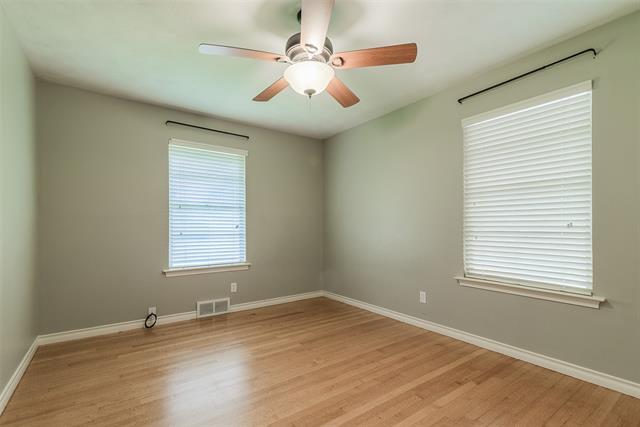 Building Photo - 10626 Longmeadow Dr