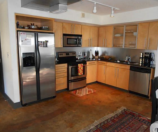 Building Photo - 329 E Colorado-1538