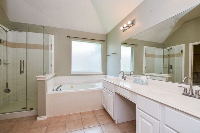 Building Photo - 24019 Hackberry Creek Dr