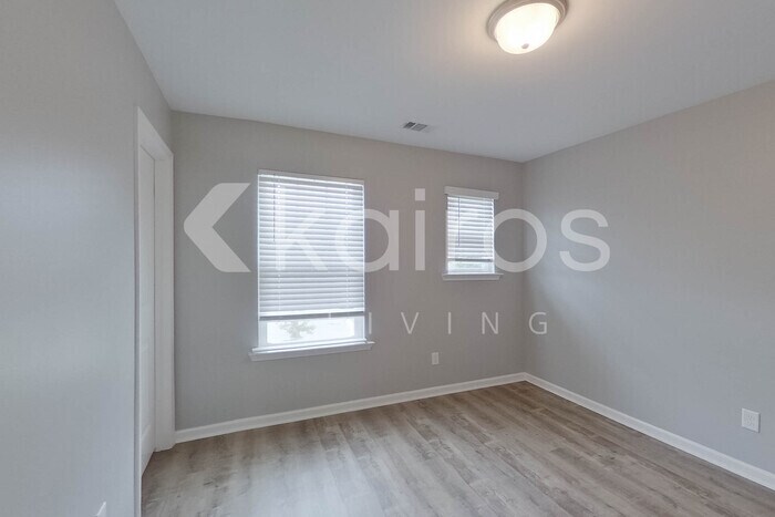 Building Photo - 109 St Matthew Wy