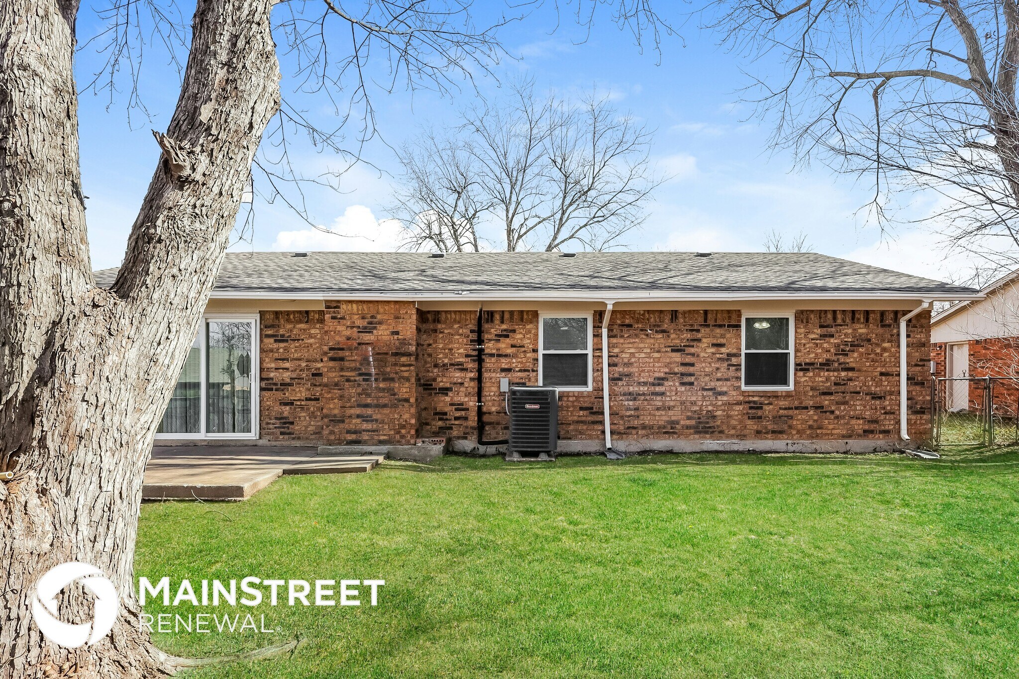 Building Photo - 908 N 5th St