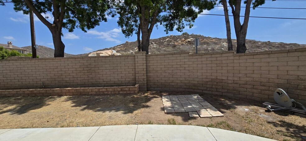 Building Photo - 543 Chelsea Way