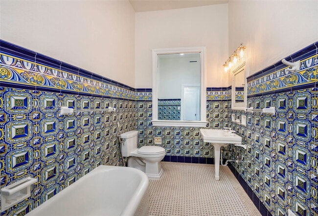 Building Photo - 3240 Morris Ln