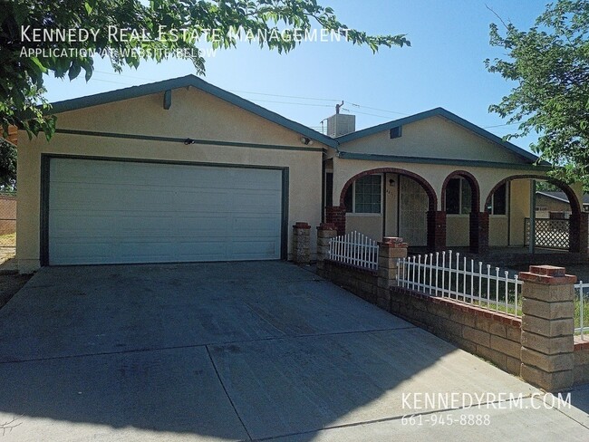 Primary Photo - 44317 Benald St