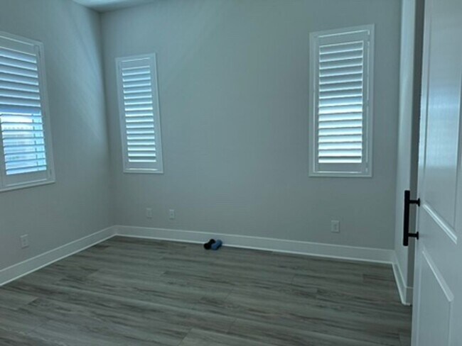 Building Photo - Epic REA - Brighton Landing Village 3 BR/2 BA Home Built in 2022 on 1 Level - Vacaville
