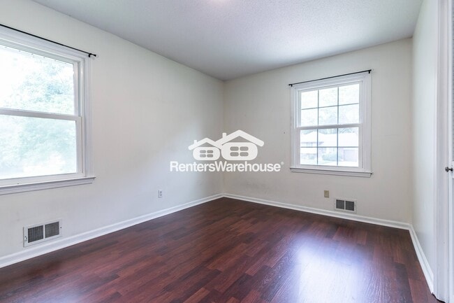 Building Photo - 2707 NE 67th Pl