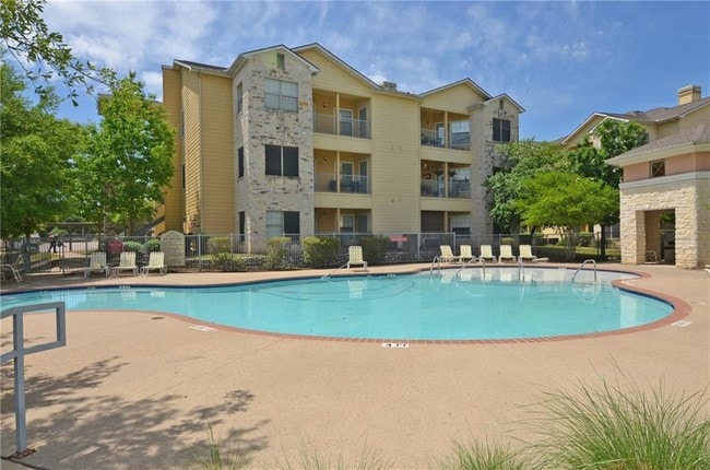 Pool - 2320 Gracy Farms Ln