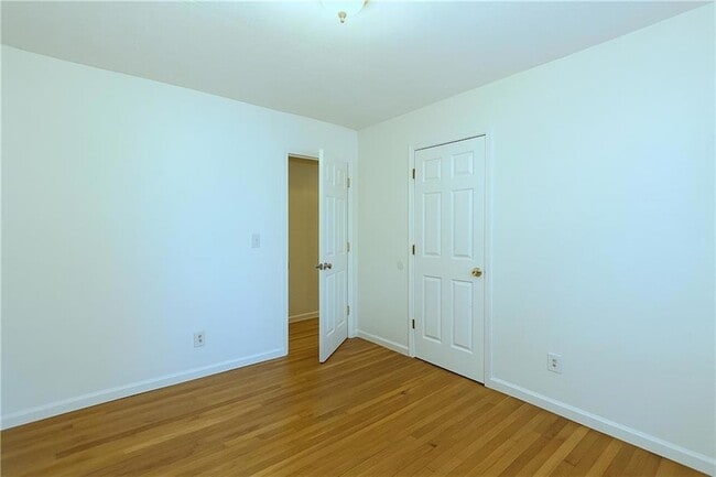 Building Photo - 1169 Hillcrest Ct NW