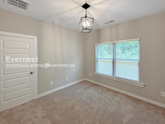 Building Photo - 49 River Birch Ln