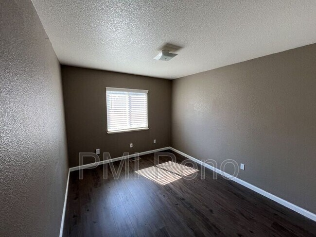 Building Photo - 17740 Wood Leaf Ct