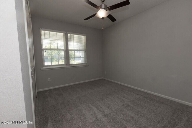 Building Photo - 154 Palisade Dr