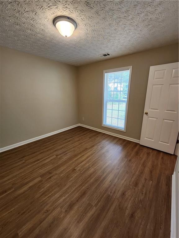 Building Photo - 3205 River Shoals Cove