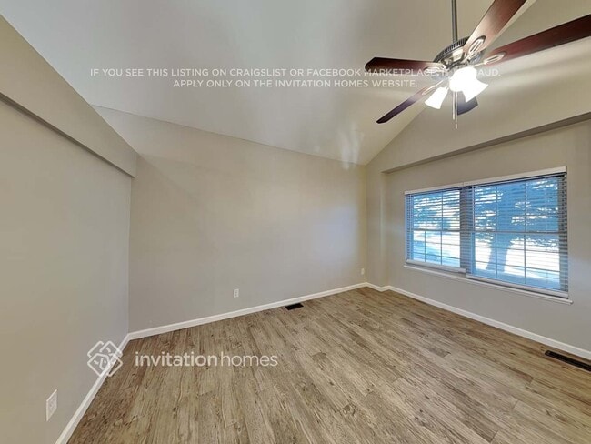 Building Photo - 240 Peck Ct