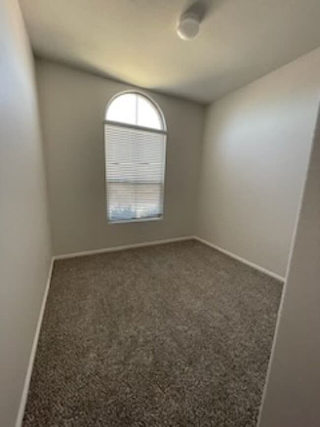 Building Photo - 4212 Tollcross Ln