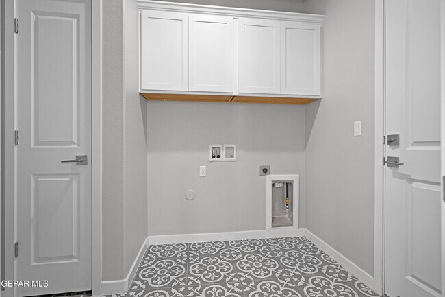 Building Photo - 7348 Mule Team Dr