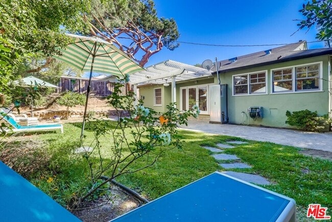 Building Photo - 13203 Dewey St