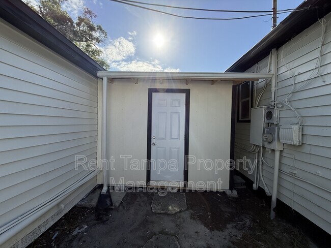 Building Photo - 4801 10th Ave S