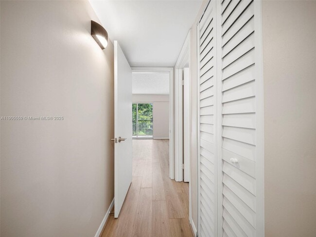 Building Photo - 151 SW 135th Terrace