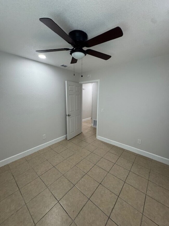 Building Photo - ***New Rental Home*** Affordable Housing W...