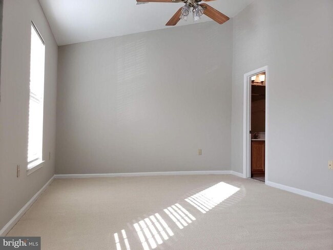 Building Photo - 2203 Montauk Dr