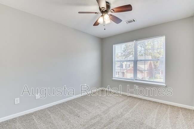 Building Photo - 7635 Pleasantville Way