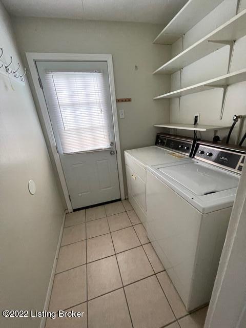 Building Photo - 2138 Crittenden Dr