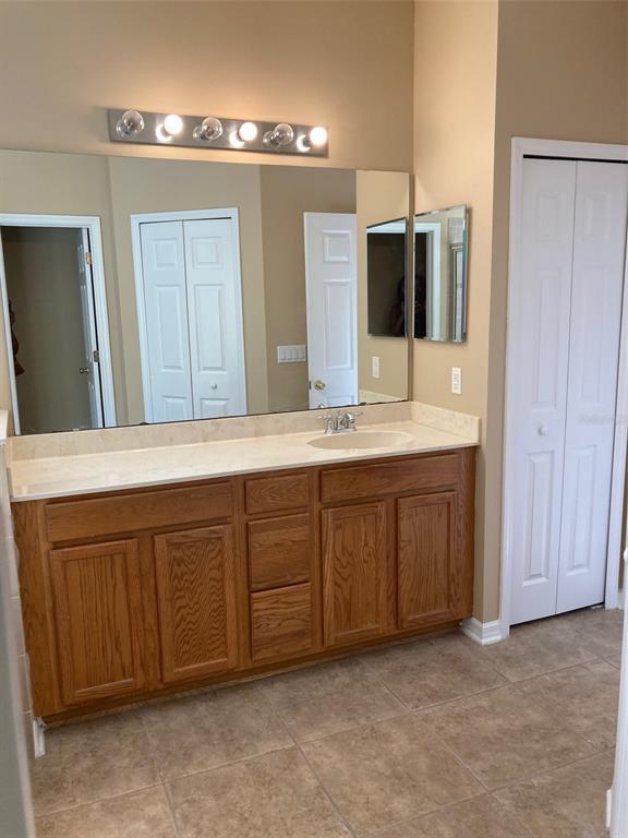 Building Photo - 14728 Sapodilla Dr