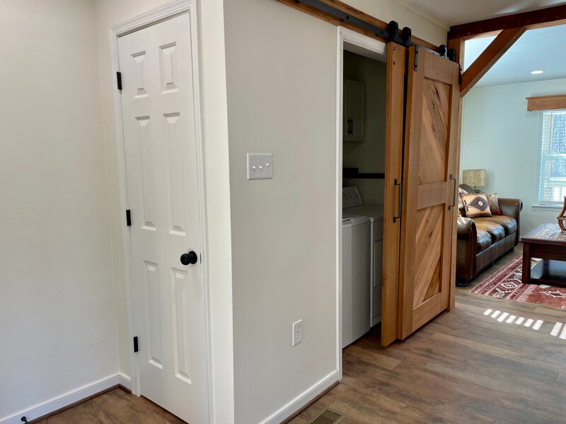 Building Photo - 1808 Nichols Rd