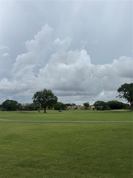 Building Photo - 13932 Kendale Lakes Dr