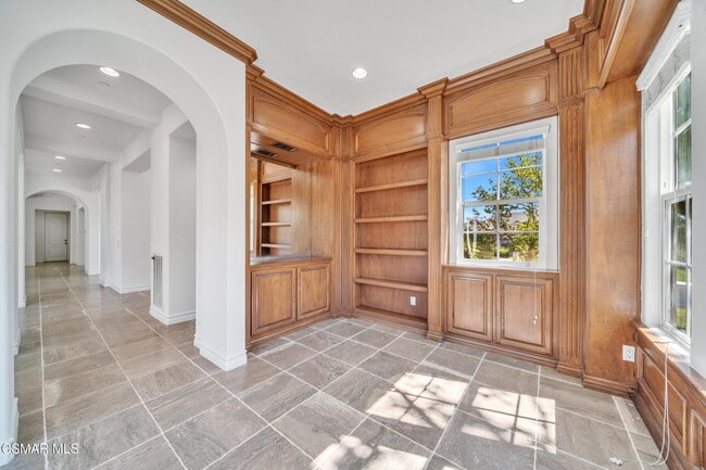 Building Photo - 765 Coral Ridge Ct