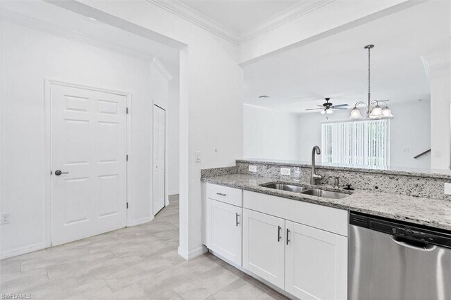 Building Photo - 12062 Via Lighthouse Ln
